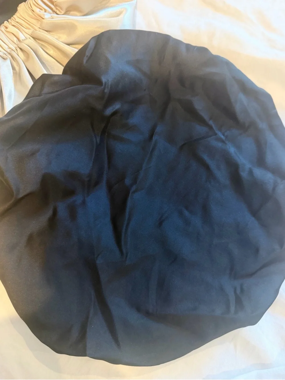 2 Women’s Reversible Hair Bonnets in Luxurious Satin